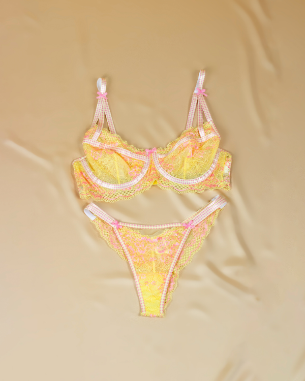 SET LILY AMARILLO
