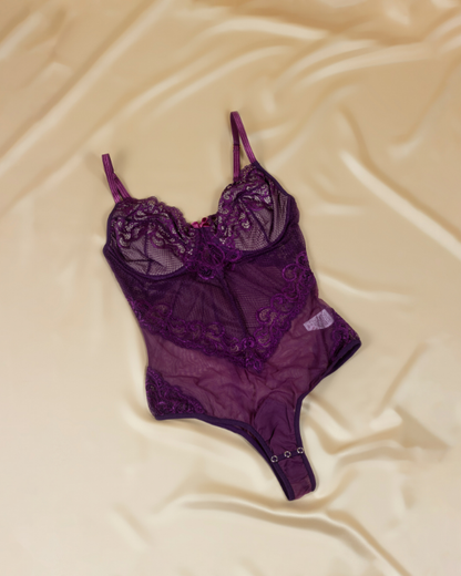 BODY THAY COLOR UVA